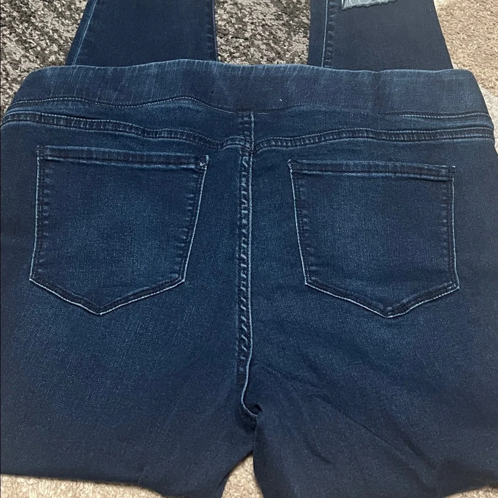 Old Navy Rockstar Jeggings, frayed hem, pull-on, dark wash, size 16 EUC! - Picture 5 of 5